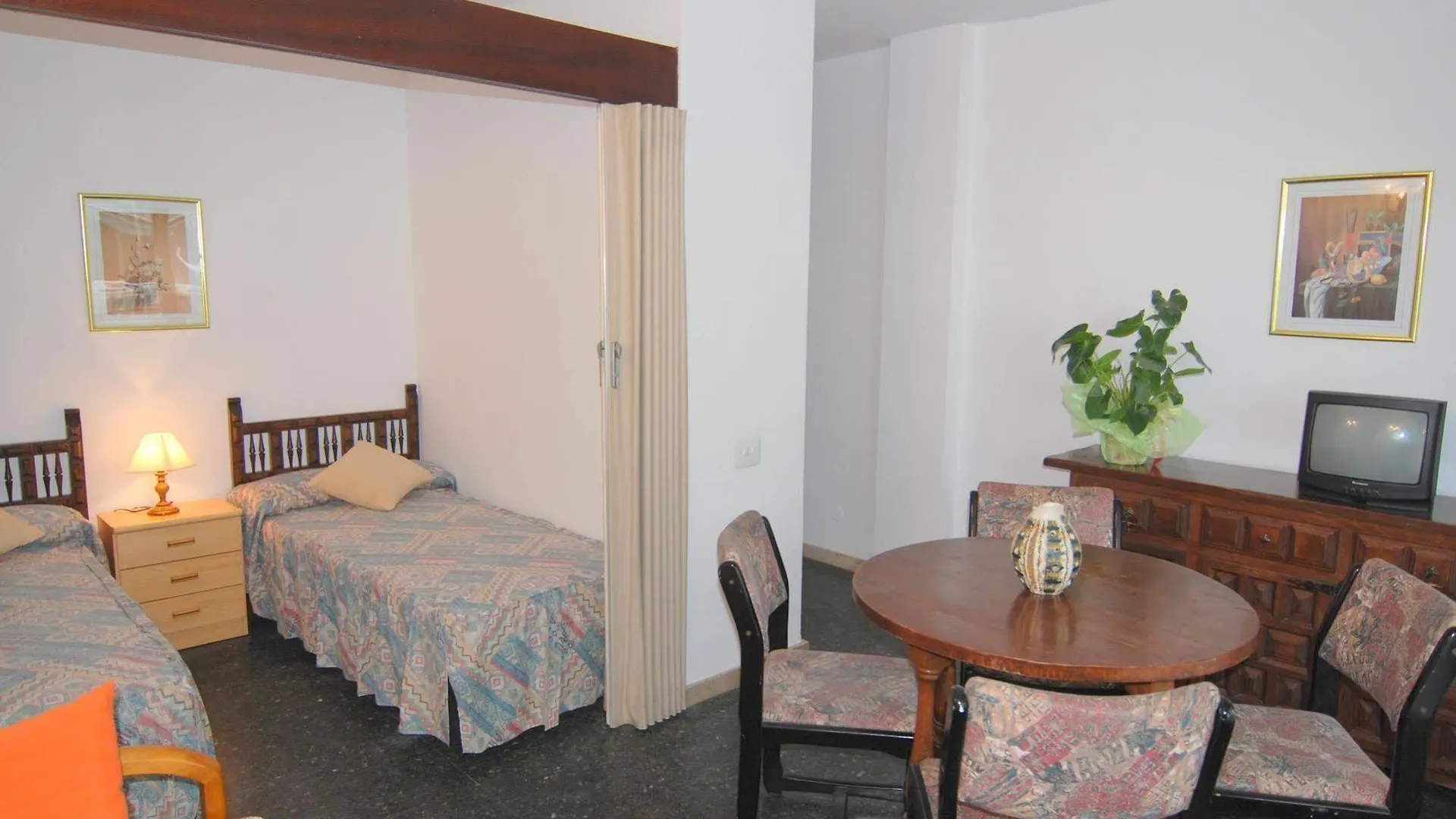Zeus Alexis II Apartment Salou